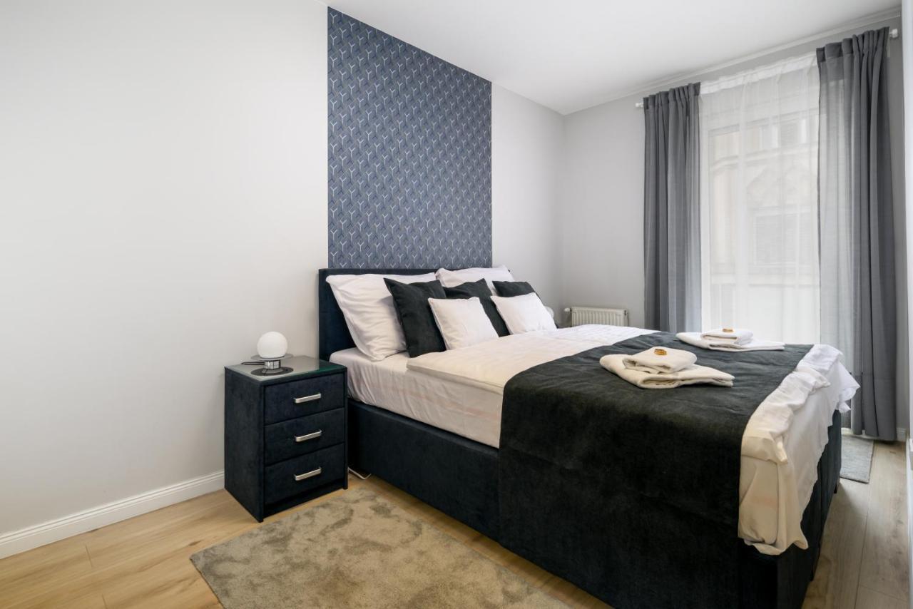 Bence Apartman Budapest Esterno foto